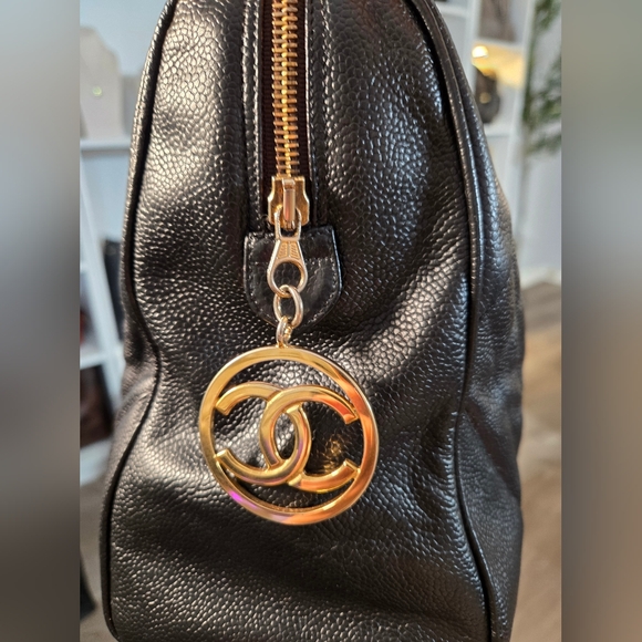 Chanel Coco Mark Caviar Leather Boston Bag 🖤 - Picture 3 of 9